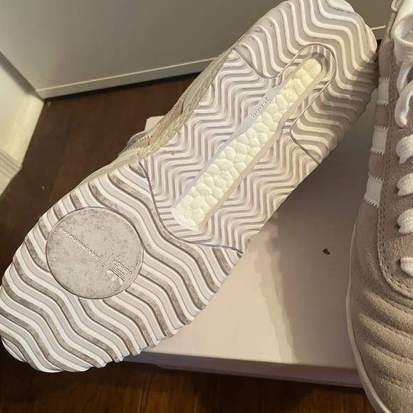 adidas x alexander wang shoes - Picture 4 of 5